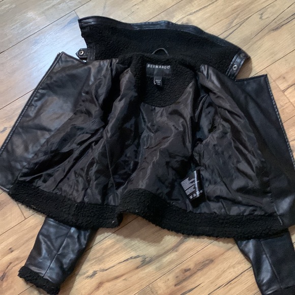 Bernardo vegan leather jacket 7/8 - Picture 5 of 15